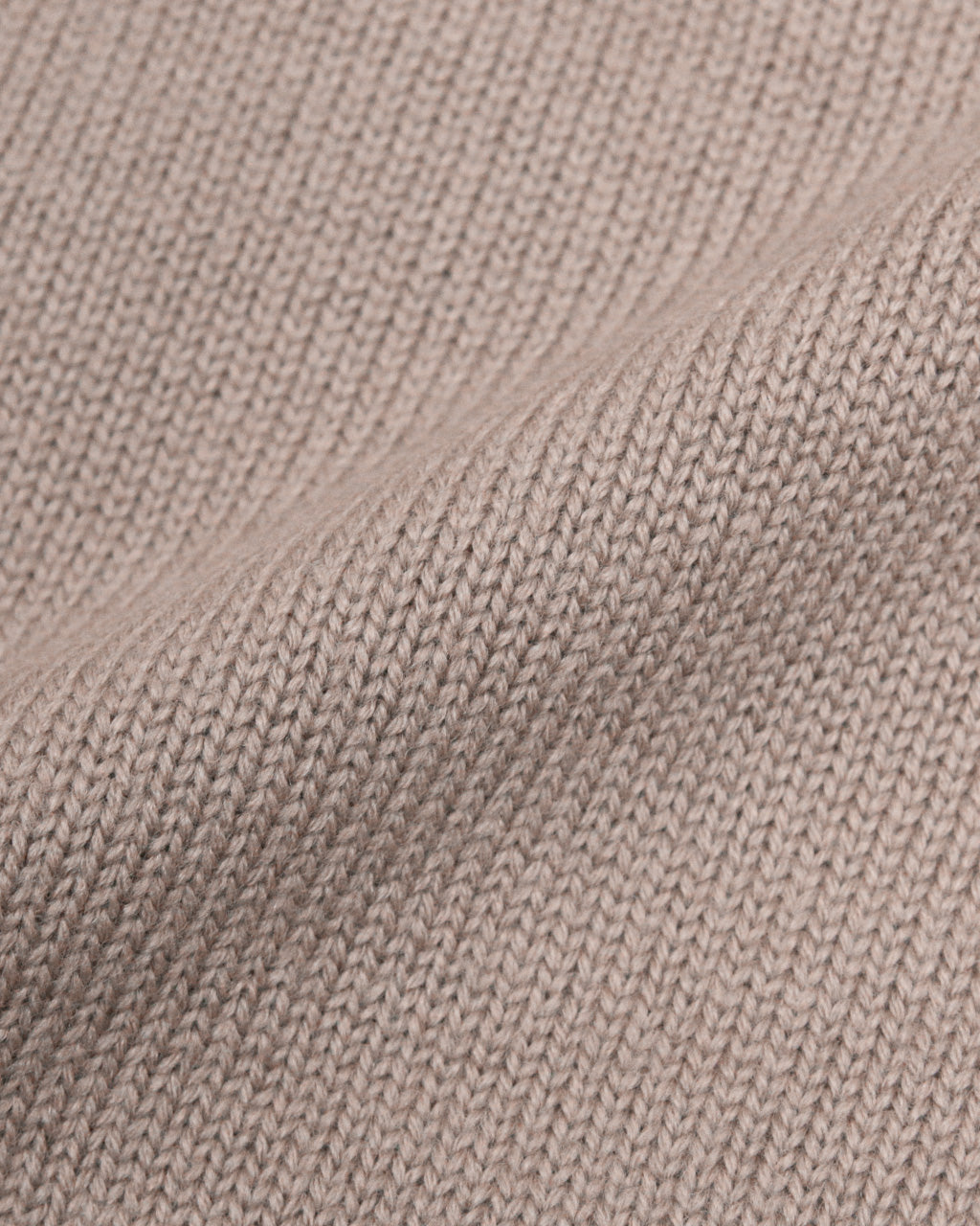 SOGLIA(ソリア) ウィナーズ シームレス メリノウール クルーネックセーター グレージュ